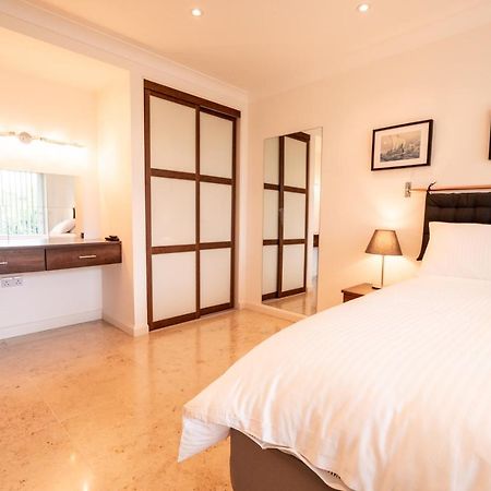 Ecton House Panzió Newport  Kültér fotó