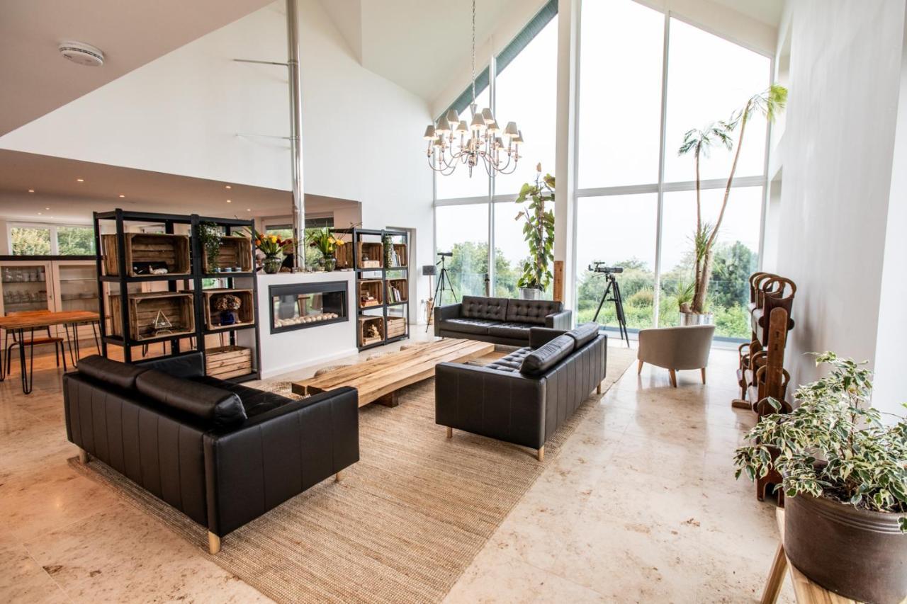 Ecton House Panzió Newport  Kültér fotó